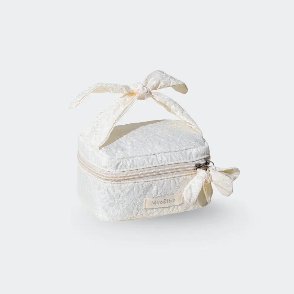trousse de toilette de bebe beige