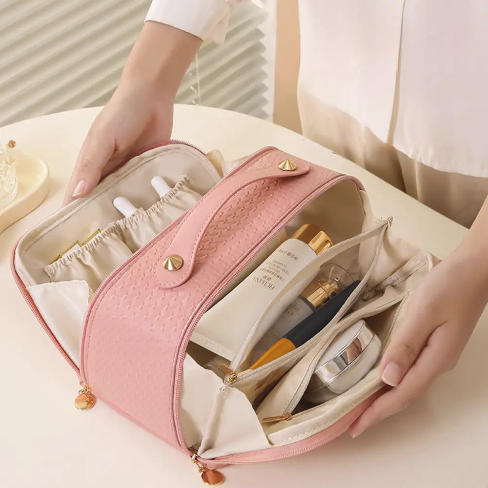 trousse de toilette femme rose avec compartiment Image