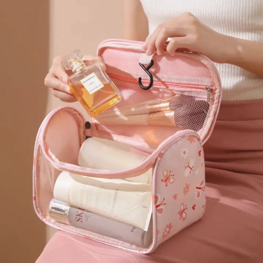 trousse de toilette fleurs a suspendre