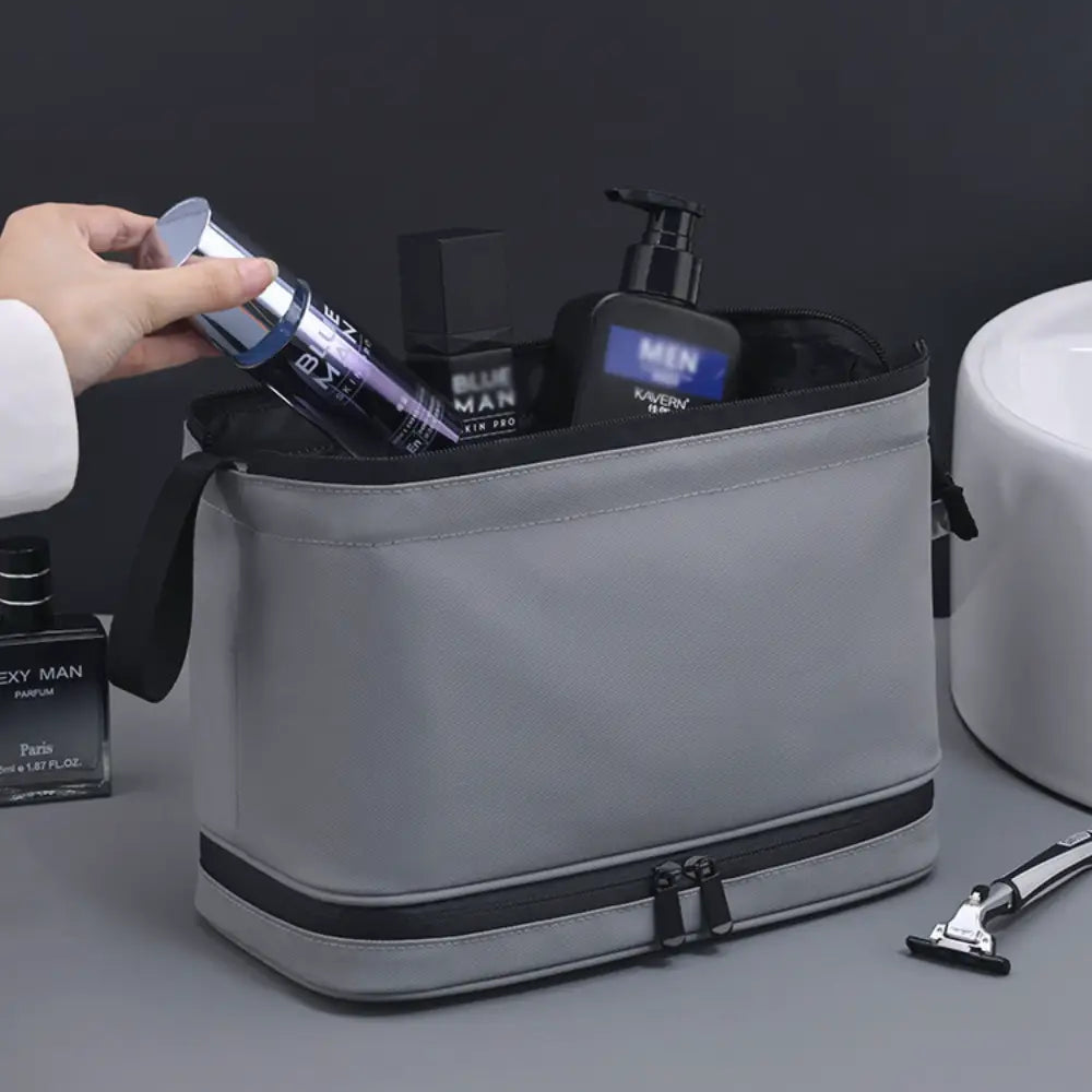 trousse de toilette pour homme gris Image