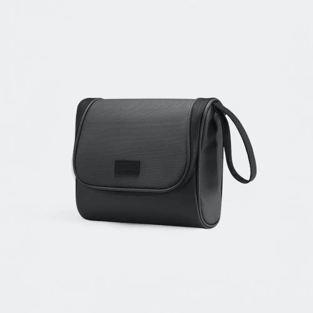 trousse de toilette suspendue noir