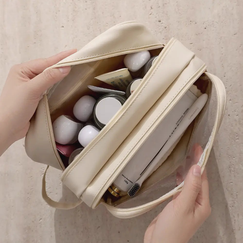 trousse de toilette transparente compartiment Image