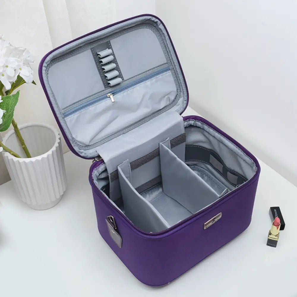 trousse de toilette vanity femme compartiment Image