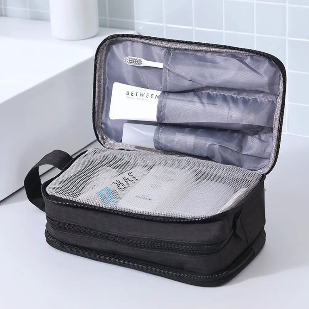 trousses de toilette homme compartiment Image